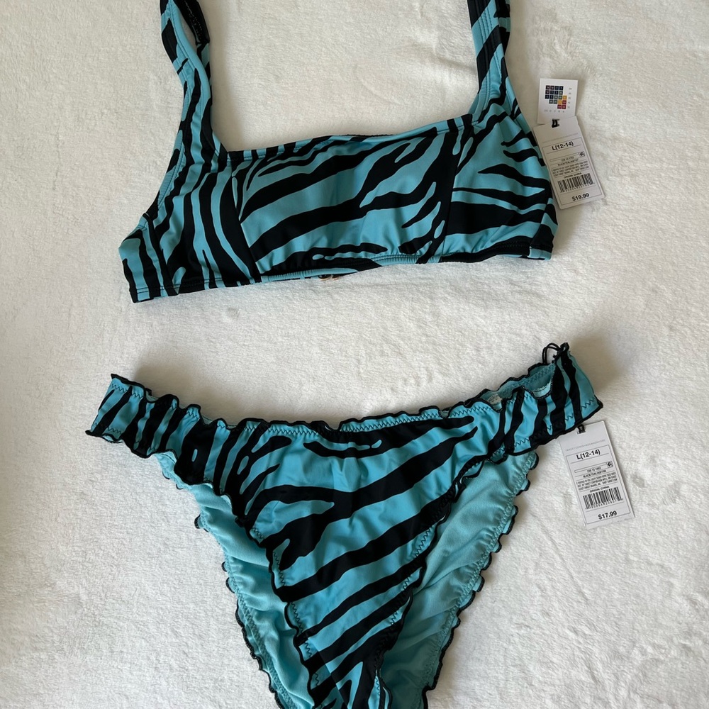Black and teal, 2-piece bikini swim suit (Size LARGE)